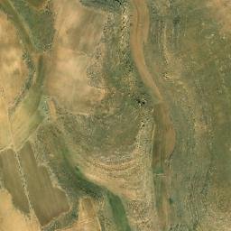 Satellite imagery of Z̧ahr Dawwār Na‘sah, SY