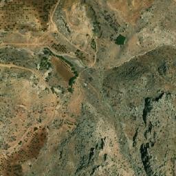 Satellite imagery of Chir el Ahmar, LB