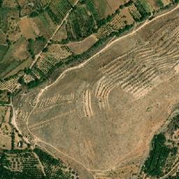 Satellite imagery of Chamous Dahr el Aqraa, LB