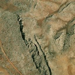 Satellite imagery of Dahr el Aalâli, LB
