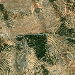 Satellite imagery of Ḑahr al Maḩālib, SY