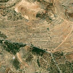 Satellite imagery of Ḑahr al Maḩālib, SY