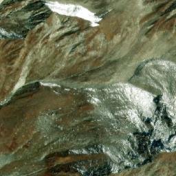 Satellite imagery of Dujwās, IN
