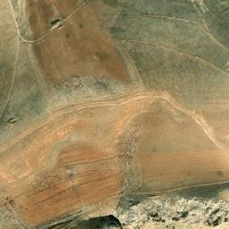Satellite imagery of Qurnāt aş Şafrā, SY