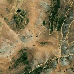 Satellite imagery of Ej Jaâyel, LB