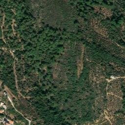 Satellite imagery of Rouaïsset el Hamra, LB