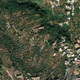 Satellite imagery of Rouaïsset el Hamra, LB
