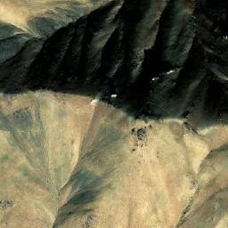 Satellite imagery of Qark-e Pitāw, AF