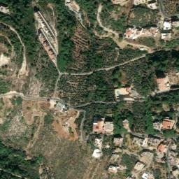 Satellite imagery of Rouaïsset el Hamra, LB