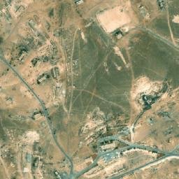 Satellite imagery of Ḑuhūr al Maqāţi‘, SY