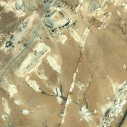 Satellite imagery of Ḑuhūr al Maqāţi‘, SY