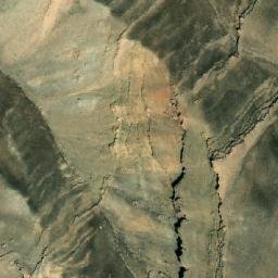 Satellite imagery of Pōzah-ye Parandāz, AF