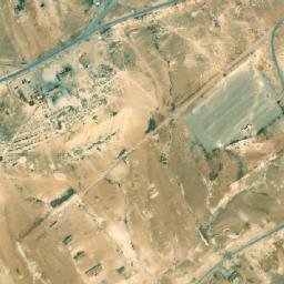 Satellite imagery of Ḑuhūr al Maqāţi‘, SY