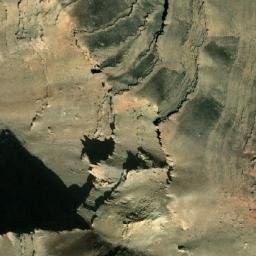Satellite imagery of Pōzah-ye Parandāz, AF