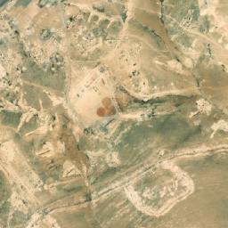 Satellite imagery of Shumays al Kaddānah, SY