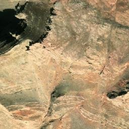 Satellite imagery of Pōzah-ye Parandāz, AF