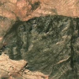 Satellite imagery of Pōzah-ye Parandāz, AF
