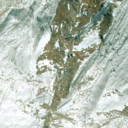 Satellite imagery of Satapūr, IN
