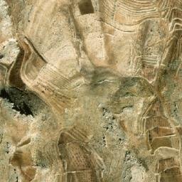 Satellite imagery of Daouar al Qtil, SY