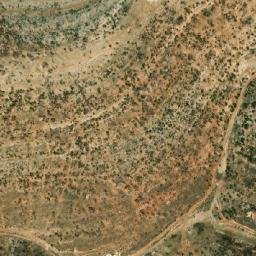 Satellite imagery of Rbâa el Aâcheq, LB