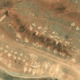 Satellite imagery of Ḩarf Abū al Hawā, SY