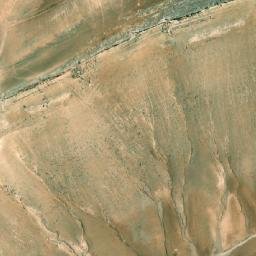Satellite imagery of Shumays ‘Ayn al Bayḑah, SY