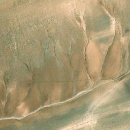 Satellite imagery of Z̧uhūr ‘Ayn al Bayḑah, SY