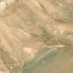 Satellite imagery of Shumays ‘Ayn al Bayḑah, SY