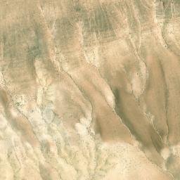 Satellite imagery of Z̧uhūr ‘Ayn al Bayḑah, SY