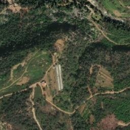 Satellite imagery of Ard el Khenzârîyé, LB