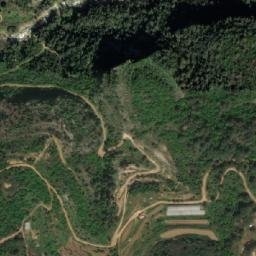 Satellite imagery of Ard el Khenzârîyé, LB