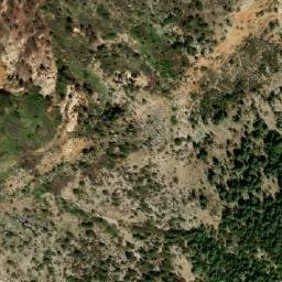 Satellite imagery of Râs el Khandaq, LB