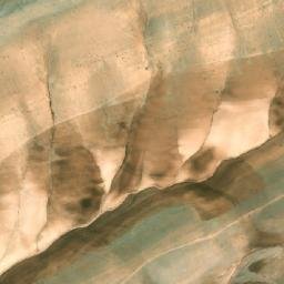 Satellite imagery of Z̧ahrat Sibā‘ al Bāshā, SY