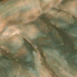 Satellite imagery of Z̧ahrat Sibā‘ al Bāshā, SY