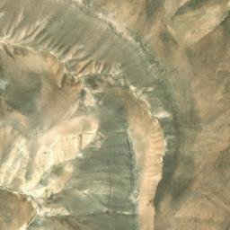 Satellite imagery of Z̧ahrat Juwwāt Bāb Ma‘bad, SY