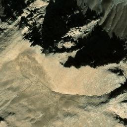 Satellite imagery of Qolleh-ye Qasīm, AF