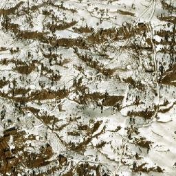 Satellite imagery of Qarowū, AF