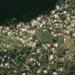 Satellite imagery of Dahr ech Chkâra, LB