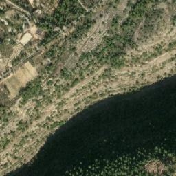 Satellite imagery of Bâlaaïyé, LB