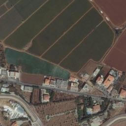 Satellite imagery of El Mkhaïneq, LB