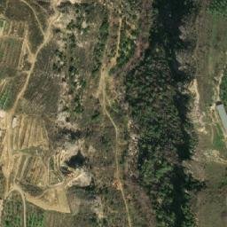 Satellite imagery of Jall en Nakhlé, LB