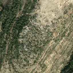 Satellite imagery of Qalaa el Kaouâyer, LB