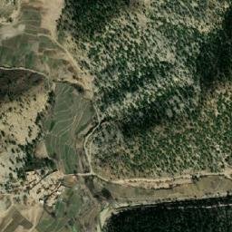 Satellite imagery of Ris̲h̲mīn Ghunḏêy, AF