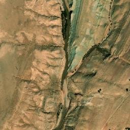 Satellite imagery of El Kerakiz, DZ
