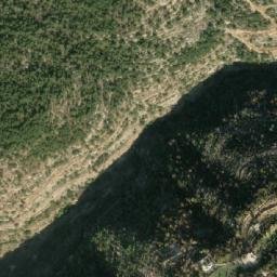 Satellite imagery of Ez Zehzlâne, LB