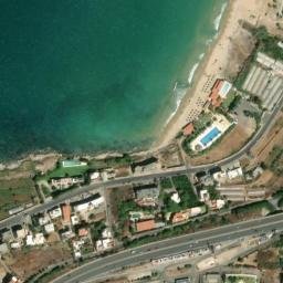 Satellite imagery of Râs es Sakhré, LB