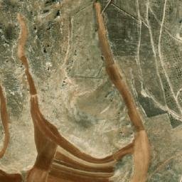 Satellite imagery of Khlâli el Mkharmachi, LB