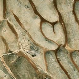 Satellite imagery of Aach el Aaqâb, LB