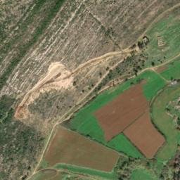 Satellite imagery of Qalaat el Hamra, LB