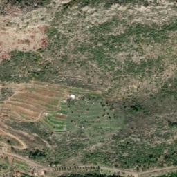 Satellite imagery of Chouqfâne el Aarâyes, LB